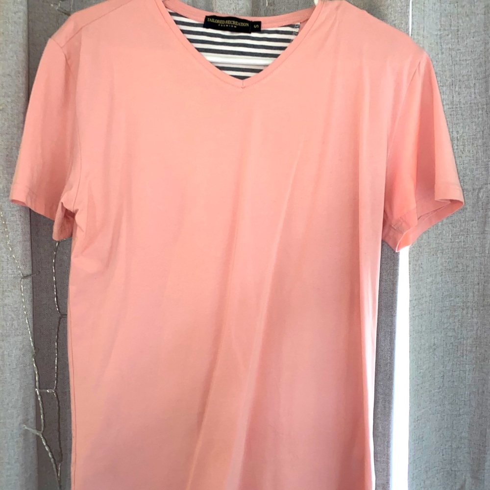 men’s small v neck
